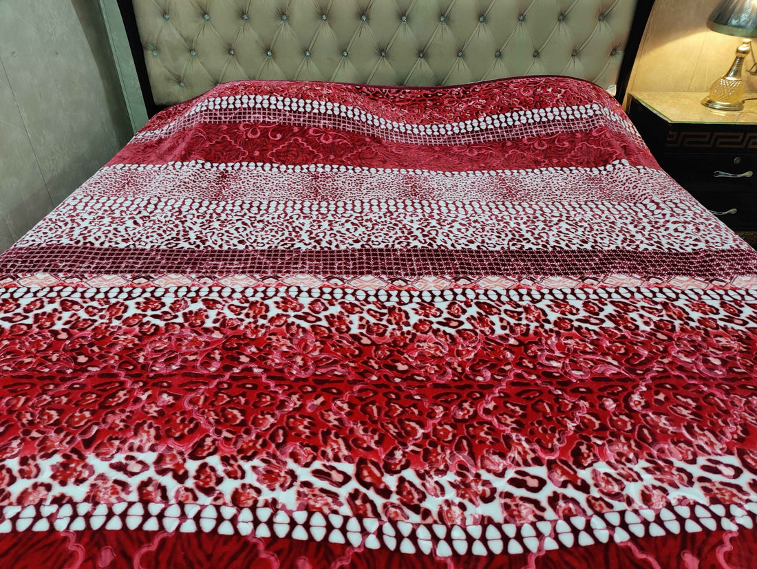 Super Soft Fleece AC Blanket - Red - Bedding Tribe