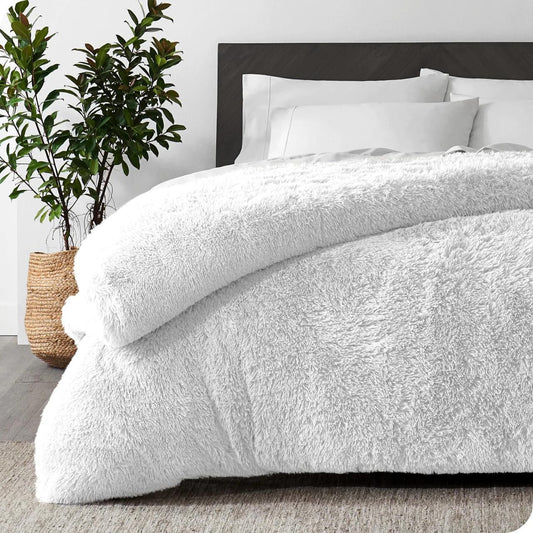 Shaggy Quilt - White